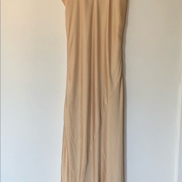 Long woman’s Satin slip-on dress size 14 - Picture 4 of 9